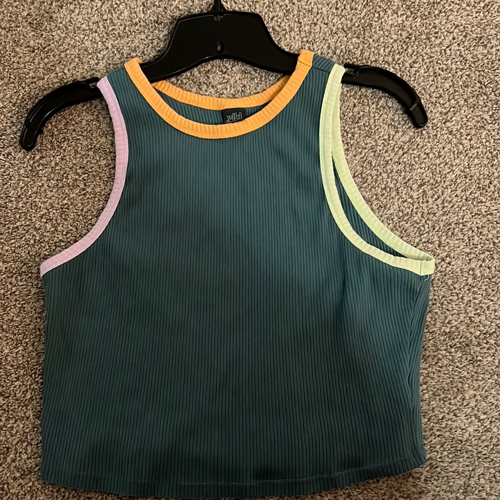 wild fable cropped colorful tank, size M